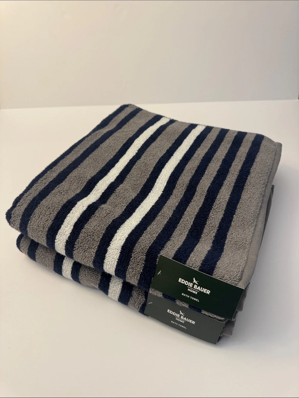 2pc EDDIE BAUER Homecoming Grey Stripe Bath Towel Set - Grey/Blue/White
